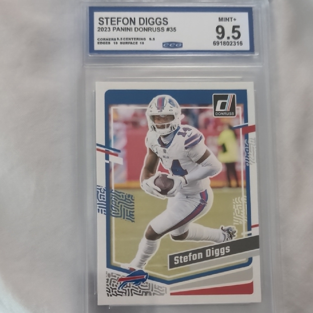 2023 Panini Donruss Stefon Diggs Card